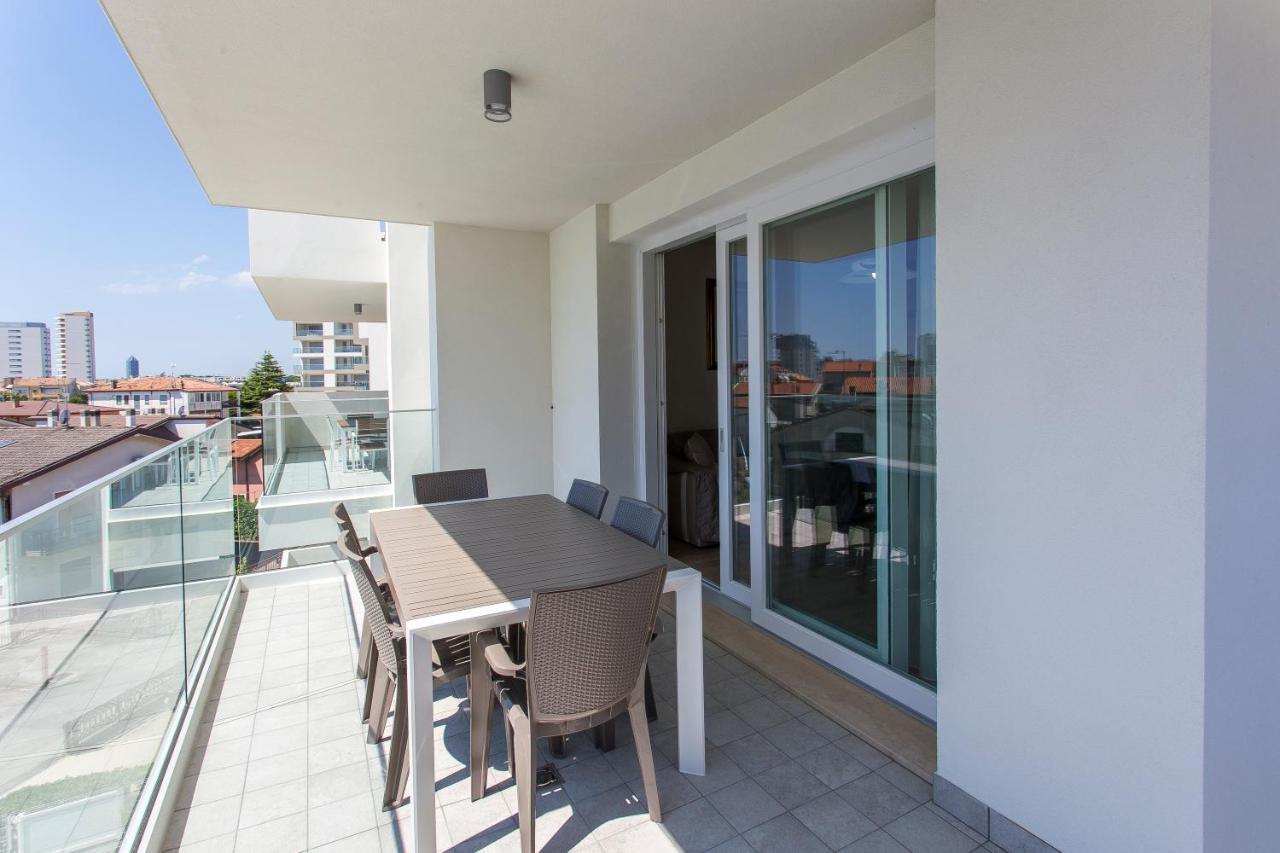 Immobiliare Jvl - Vm2 Apartment Lido di Jesolo Exterior photo